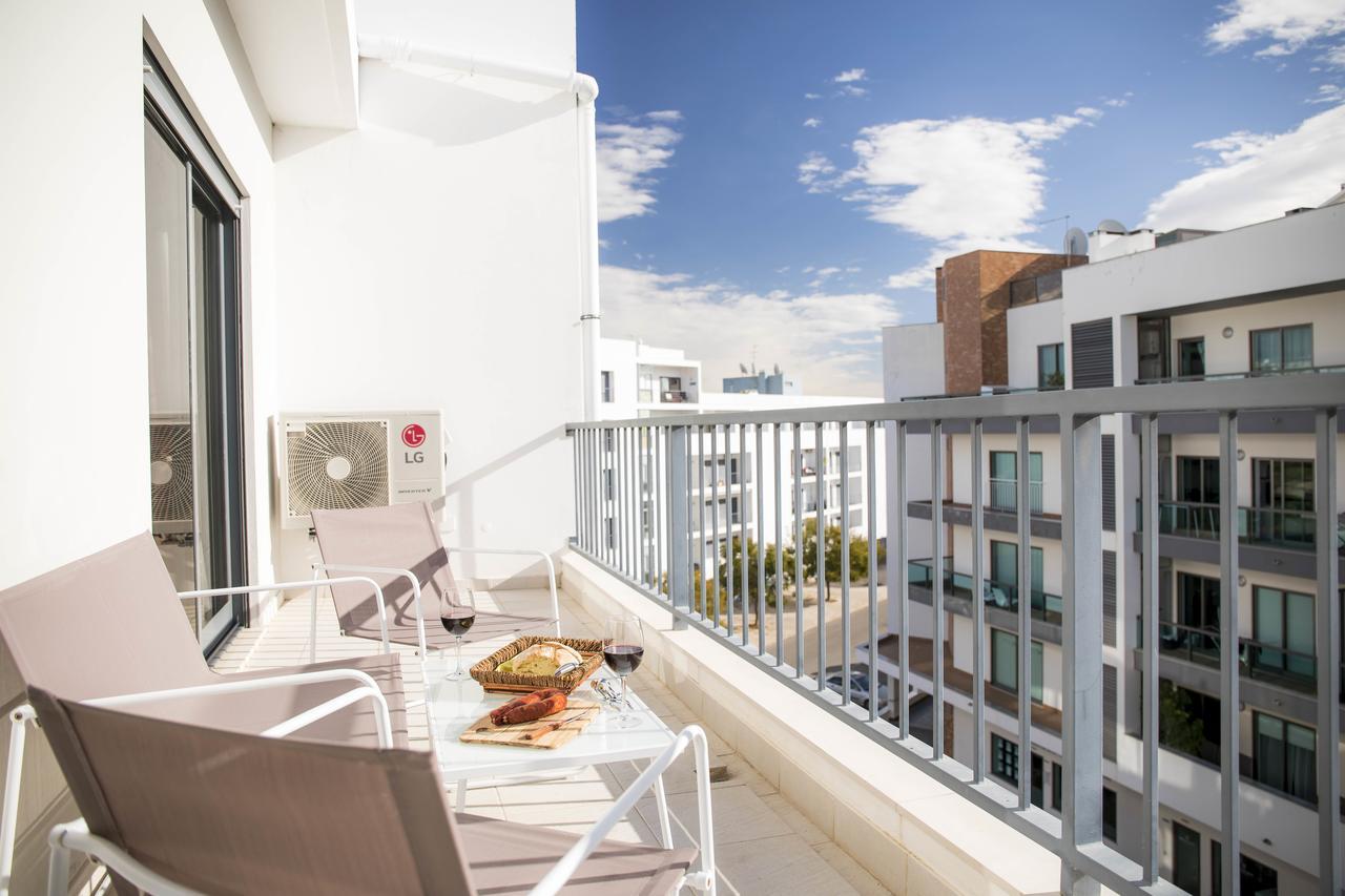B04 - Luxury 2 Bed W Terrace Pool Lejlighed Lagos Eksteriør billede