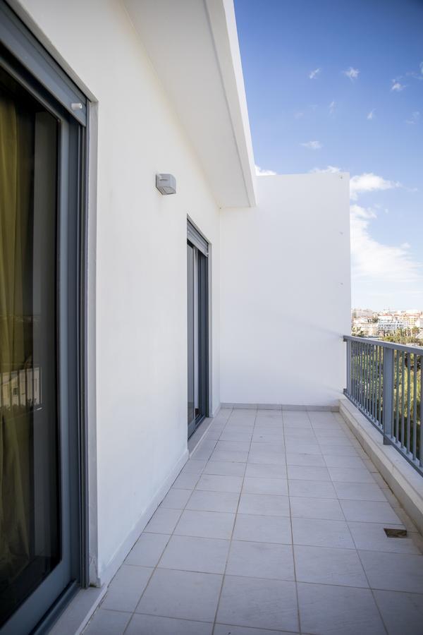 B04 - Luxury 2 Bed W Terrace Pool Lejlighed Lagos Eksteriør billede