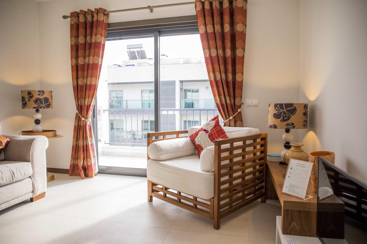 B04 - Luxury 2 Bed W Terrace Pool Lejlighed Lagos Eksteriør billede