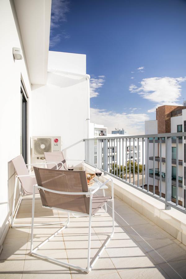 B04 - Luxury 2 Bed W Terrace Pool Lejlighed Lagos Eksteriør billede